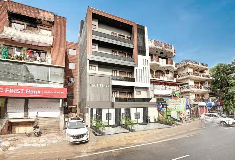 호텔 Saltstayz Olive   Pitampura