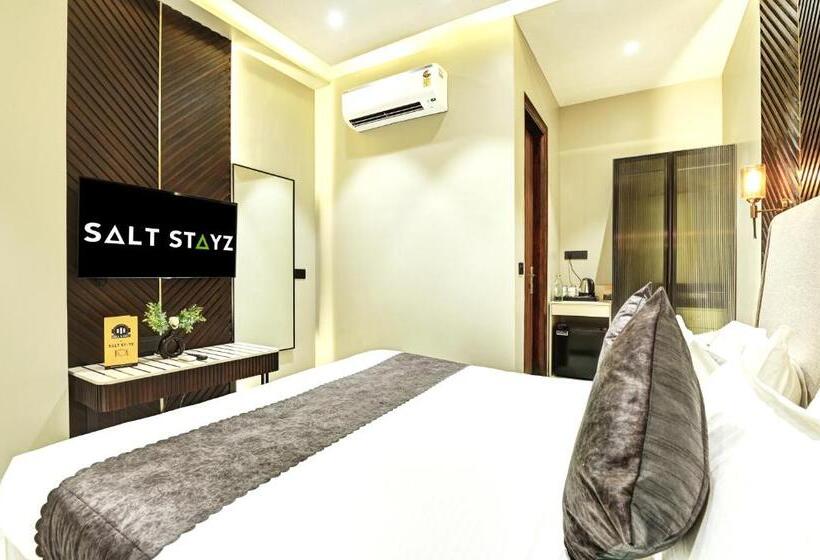 호텔 Saltstayz Olive   Pitampura