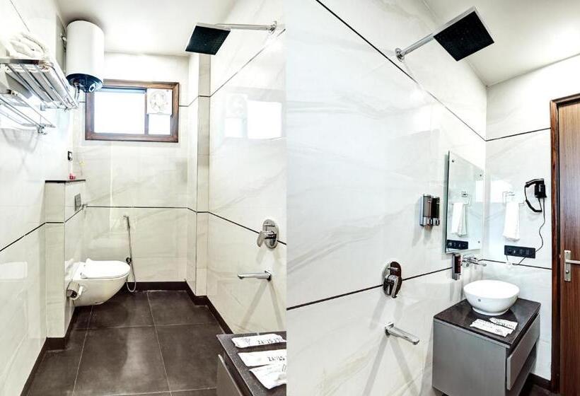 호텔 Saltstayz Olive   Pitampura