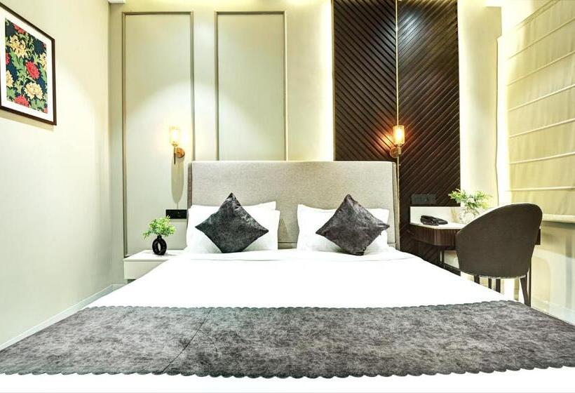 호텔 Saltstayz Olive   Pitampura