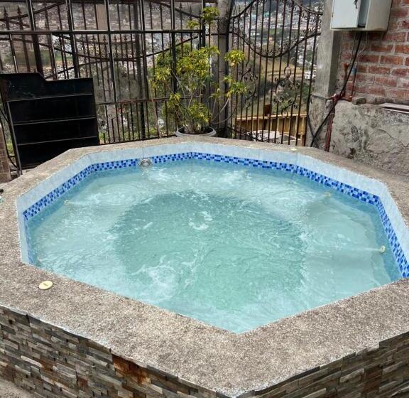 호텔 Samariwasi Lodge