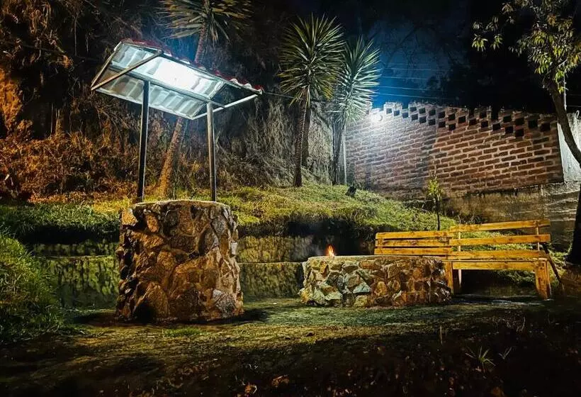 ホテル Samariwasi Lodge