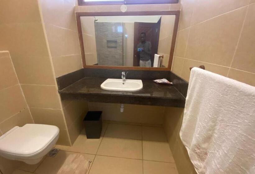 هتل Seabreeze Haven