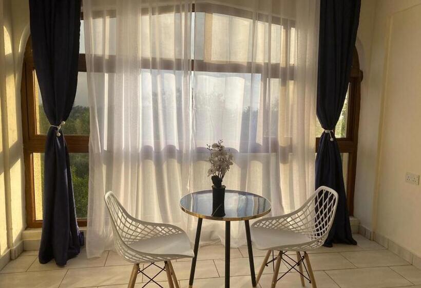 هتل Seabreeze Haven