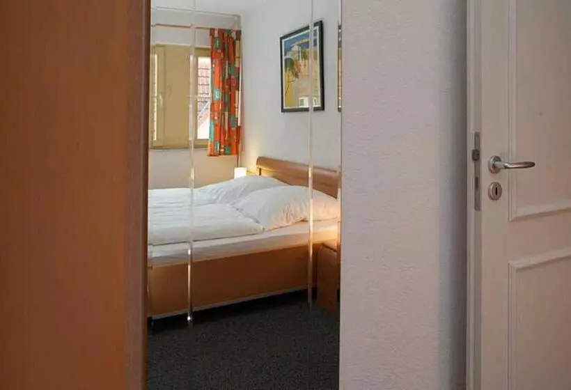 Hotelli Unter Den Kolonnaden 14