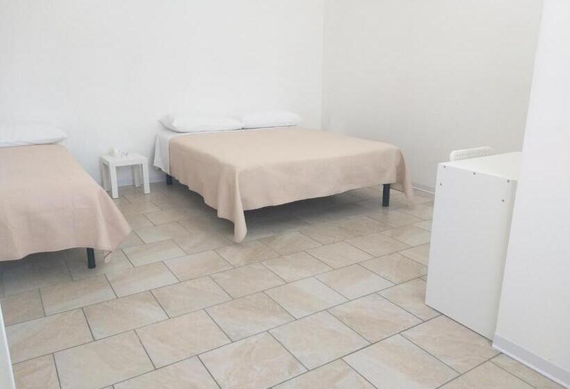 بنسيون Affittacamere La Fortezza