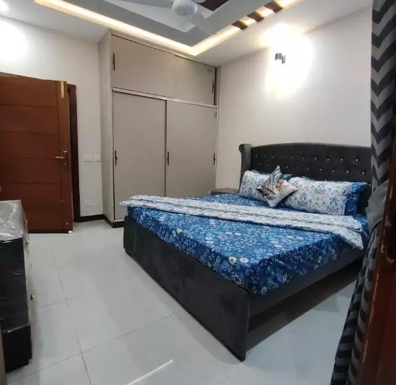 پانسیون Bless Inn Residency