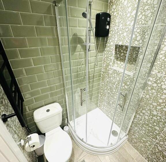 펜션 Brand New En Suite, Super Location