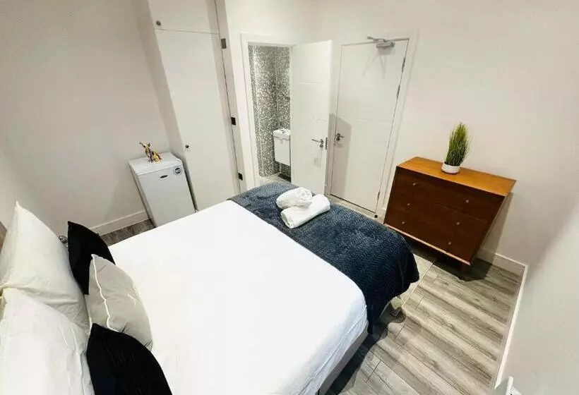 ペンション Brand New En Suite, Super Location