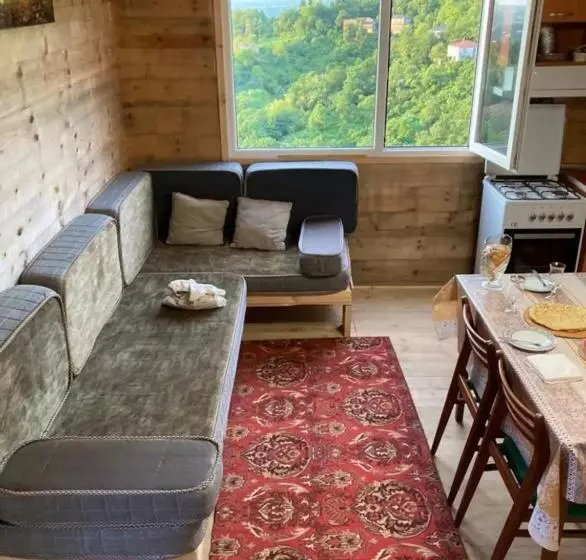 پانسیون Cottage In The Mountains Of Adjara