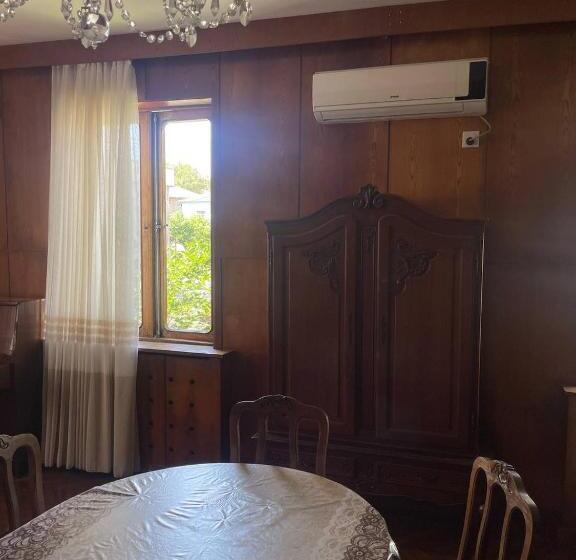 پانسیون Guest House Eteri