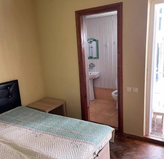 پانسیون Guest House Eteri