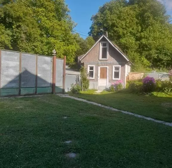 پانسیون Guesthouse   Kavkasioni