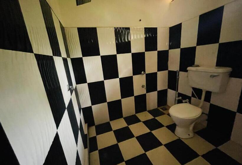 פנסיון Railway Bungalow