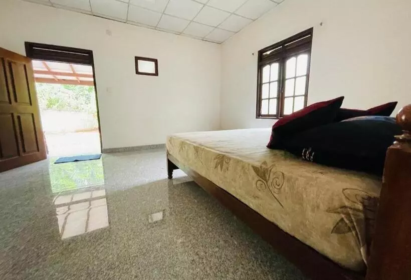 Majatalo Railway Bungalow