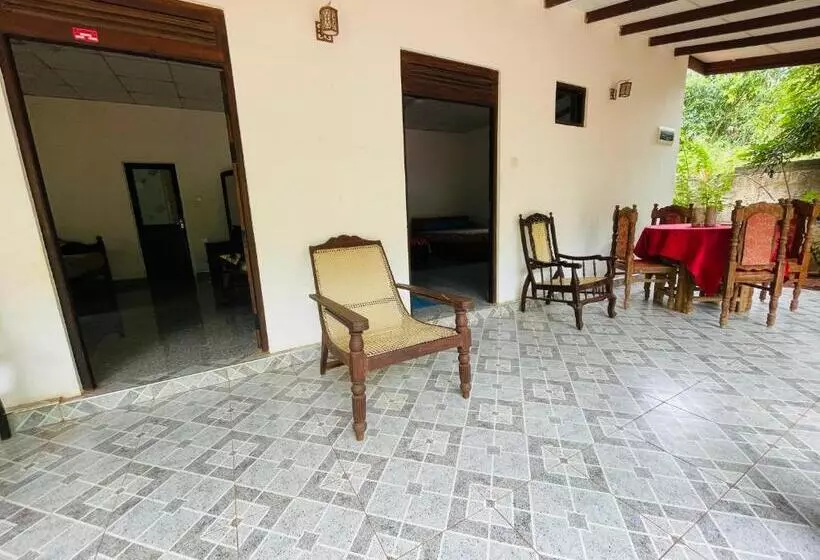 Majatalo Railway Bungalow