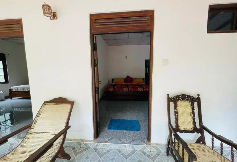 Majatalo Railway Bungalow