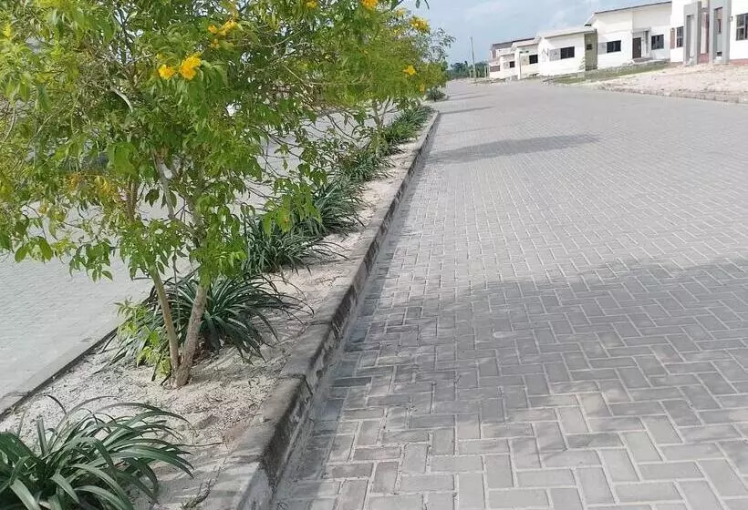 پانسیون Nesty   24 Hours Power Nature Free Parking