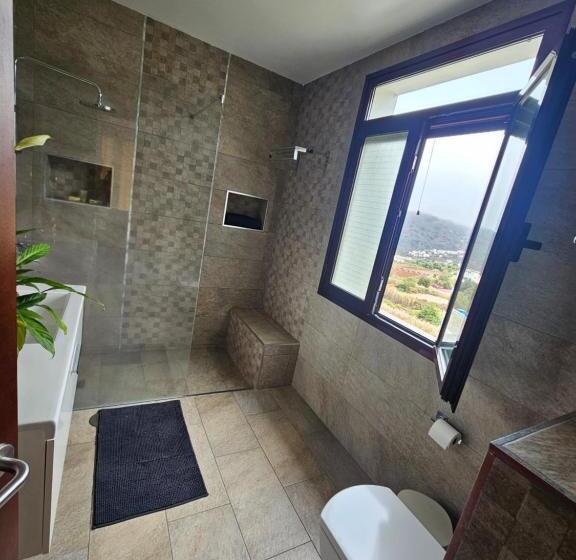 پانسیون Villa Anahera Rooms