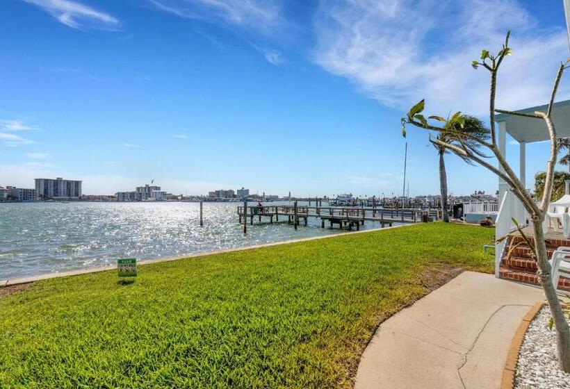 Курорт Water View & Heated Pool   Steps To Sand, Bayview Beauty B 5