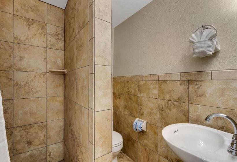 Курорт Water View & Heated Pool   Steps To Sand, Bayview Beauty B 5