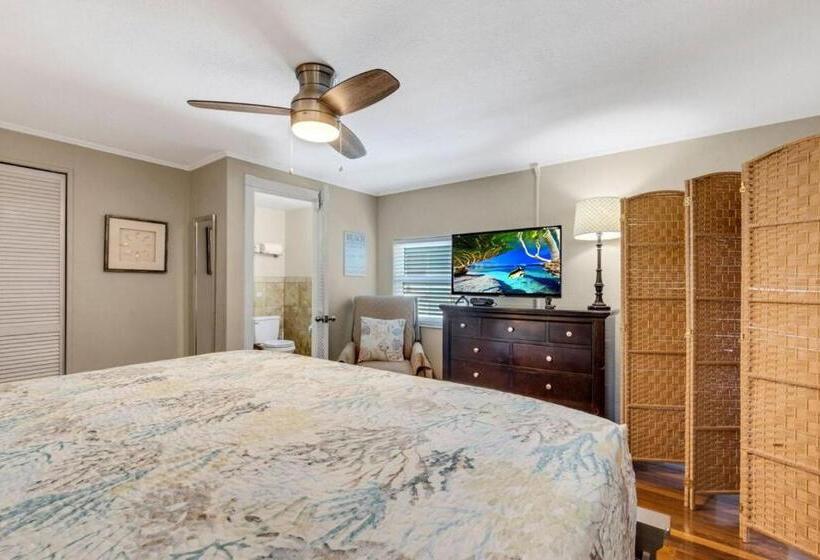 Курорт Water View & Heated Pool   Steps To Sand, Bayview Beauty B 5