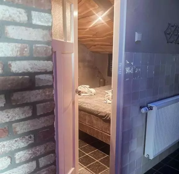 ベッドアンドブレックファースト Betuwsch Badhuys