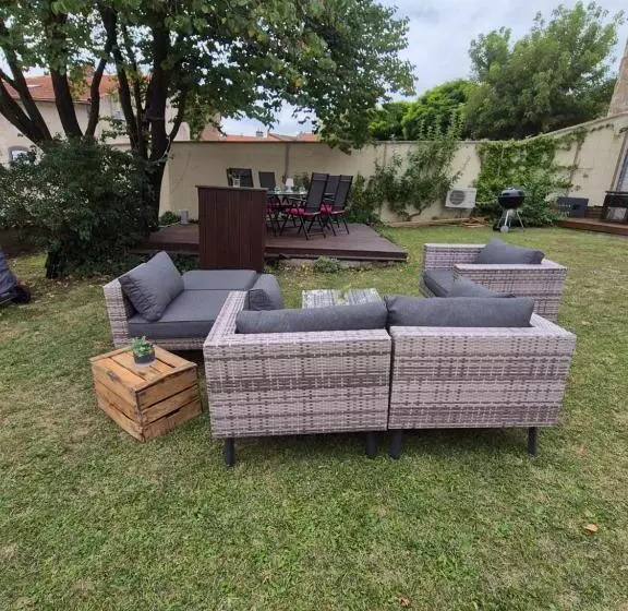 ベッドアンドブレックファースト Côté Tour