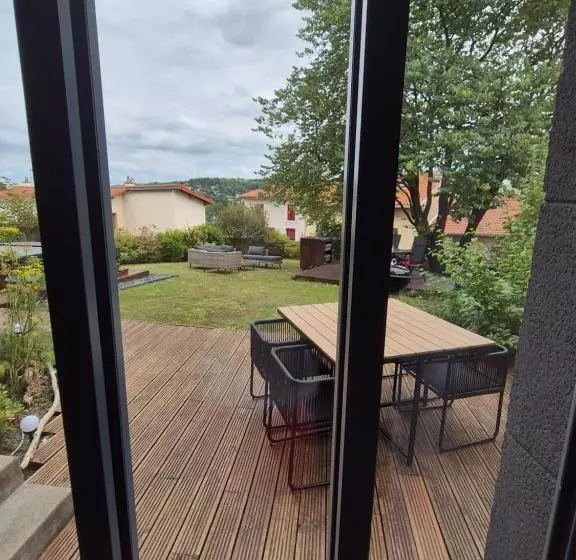 ベッドアンドブレックファースト Côté Tour