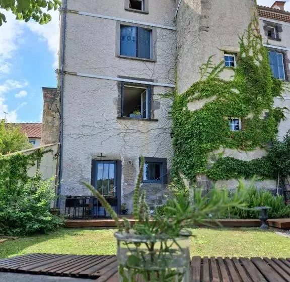 ベッドアンドブレックファースト Côté Tour