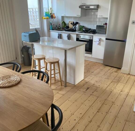 مبيت وإفطار Room In Lambeth