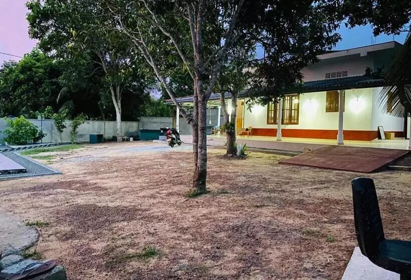 Aamiaismajoitus (B&B) Villa Quite Place By Mc