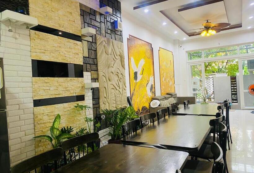 هتل Cleopatra Homestay &villa