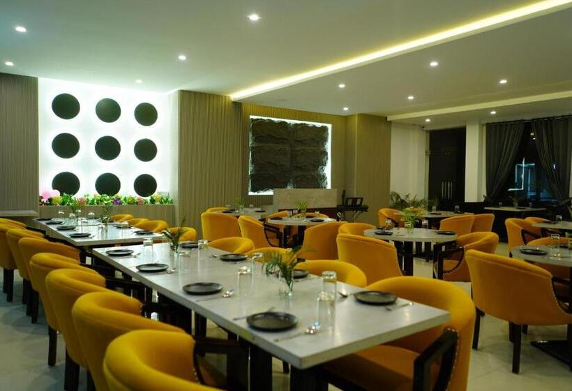 Отель Mayflower