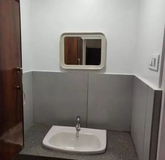 Hotel Parth Residency