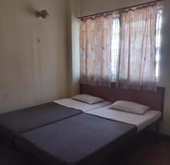Hotel Parth Residency