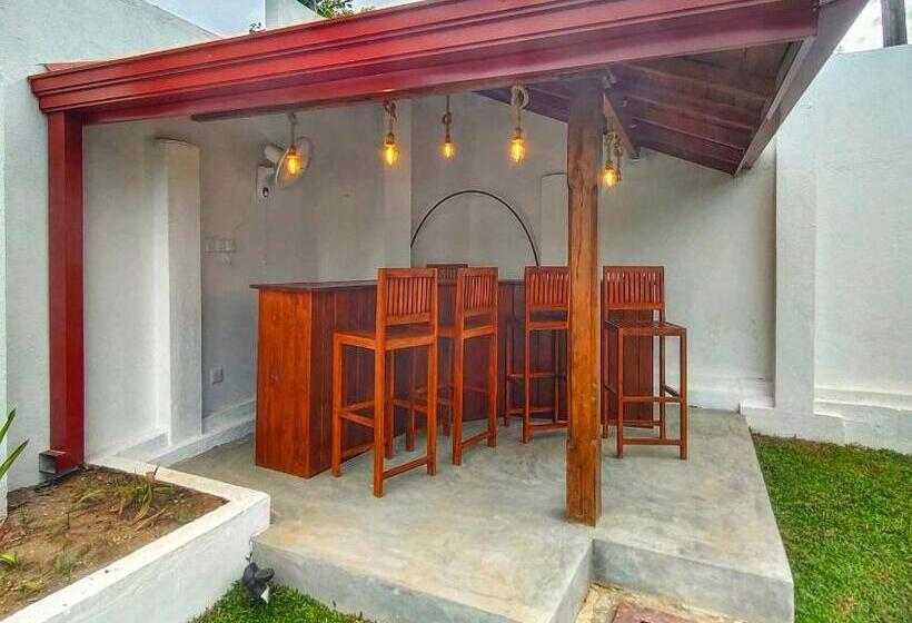 فندق The White House Resort