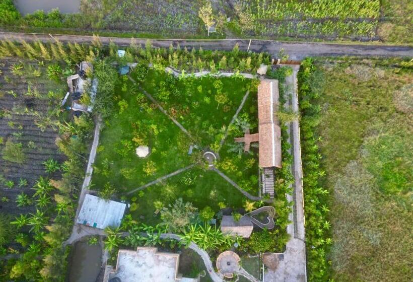 Hotel Ubuntu Kreative Village