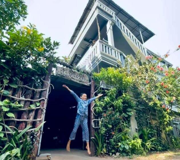 בית מלון כפרי Uncle S House, Siem Reap