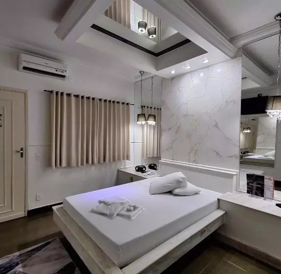 Motel Marajas Mococa   Apartamento 02