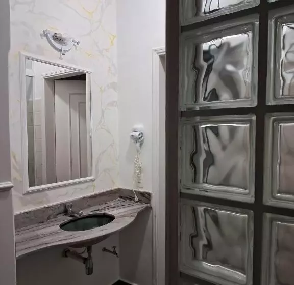 Motel Marajas Mococa   Apartamento 02