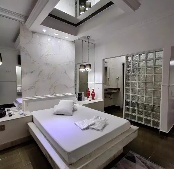 Motel Marajas Mococa   Apartamento 02