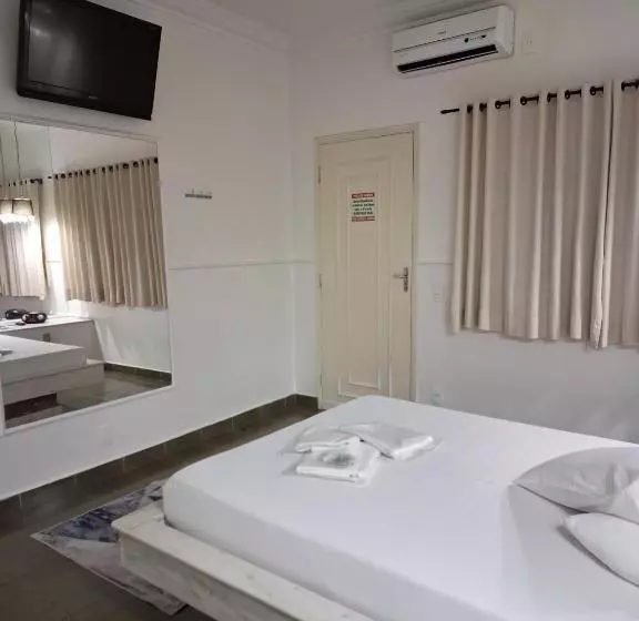 Motel Marajas Mococa   Apartamento 02