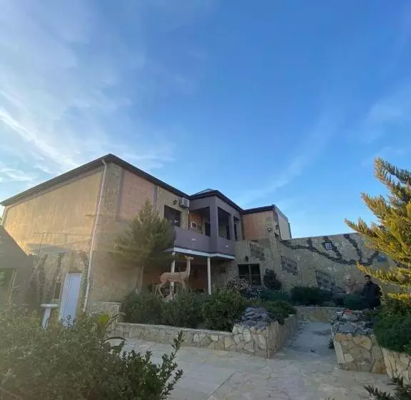 Majatalo Baku Eagle House