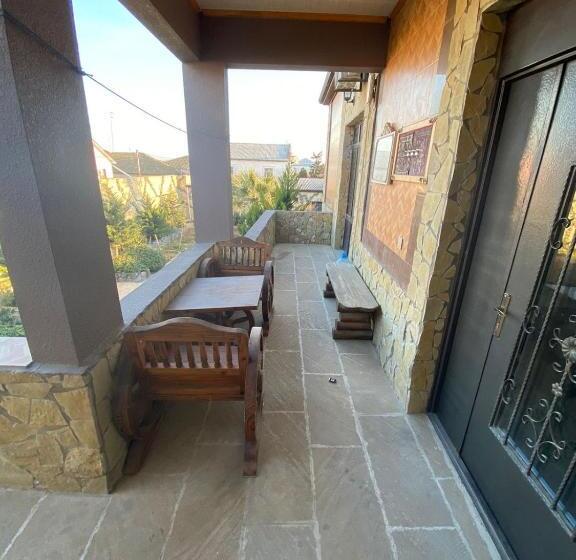 펜션 Baku Eagle House