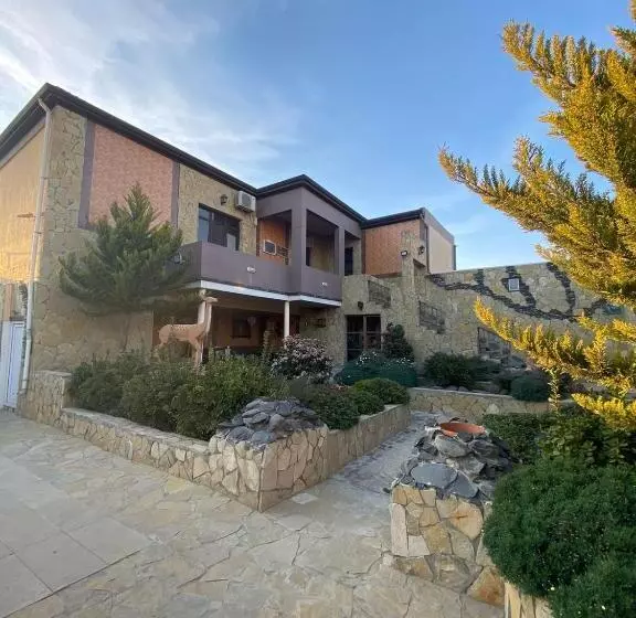 Majatalo Baku Eagle House