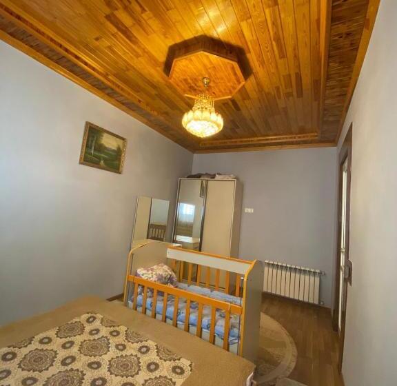 펜션 Baku Eagle House