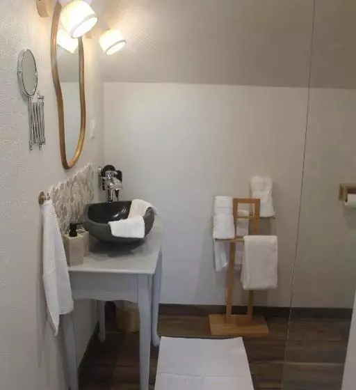 Majatalo Les 13 Lavoirs D Antan   Chambre Zen Attitude