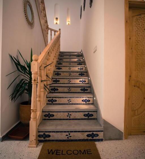 بنسيون The Ocean Surf Villa