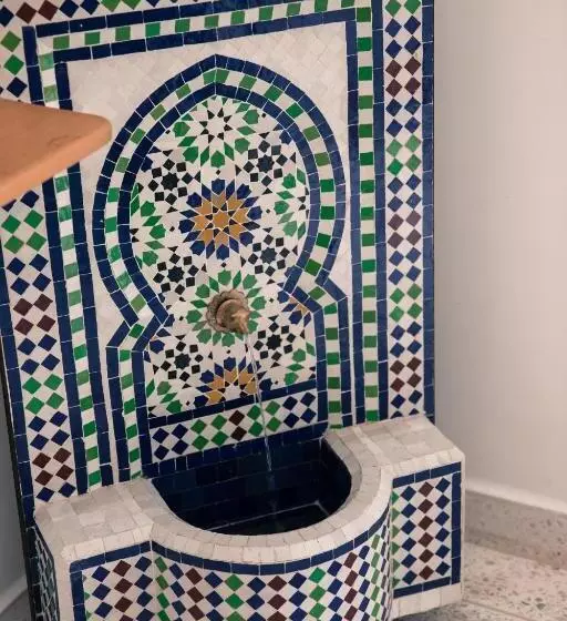 پانسیون The Ocean Surf Villa